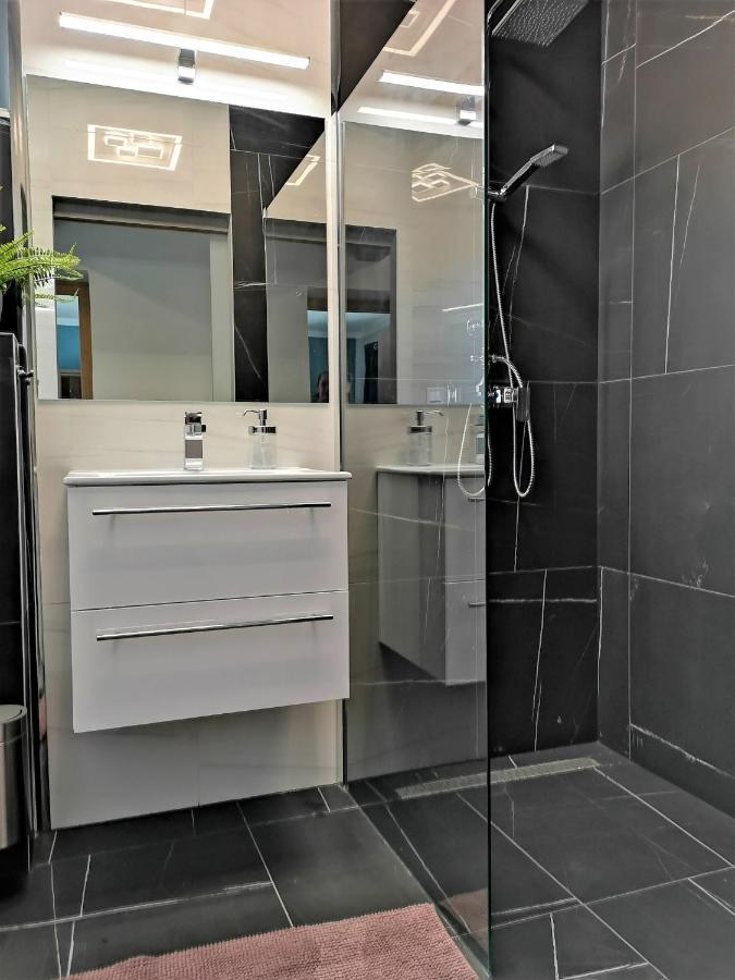 Otium Wellness Apartmanhaz Balatonakarattya Εξωτερικό φωτογραφία