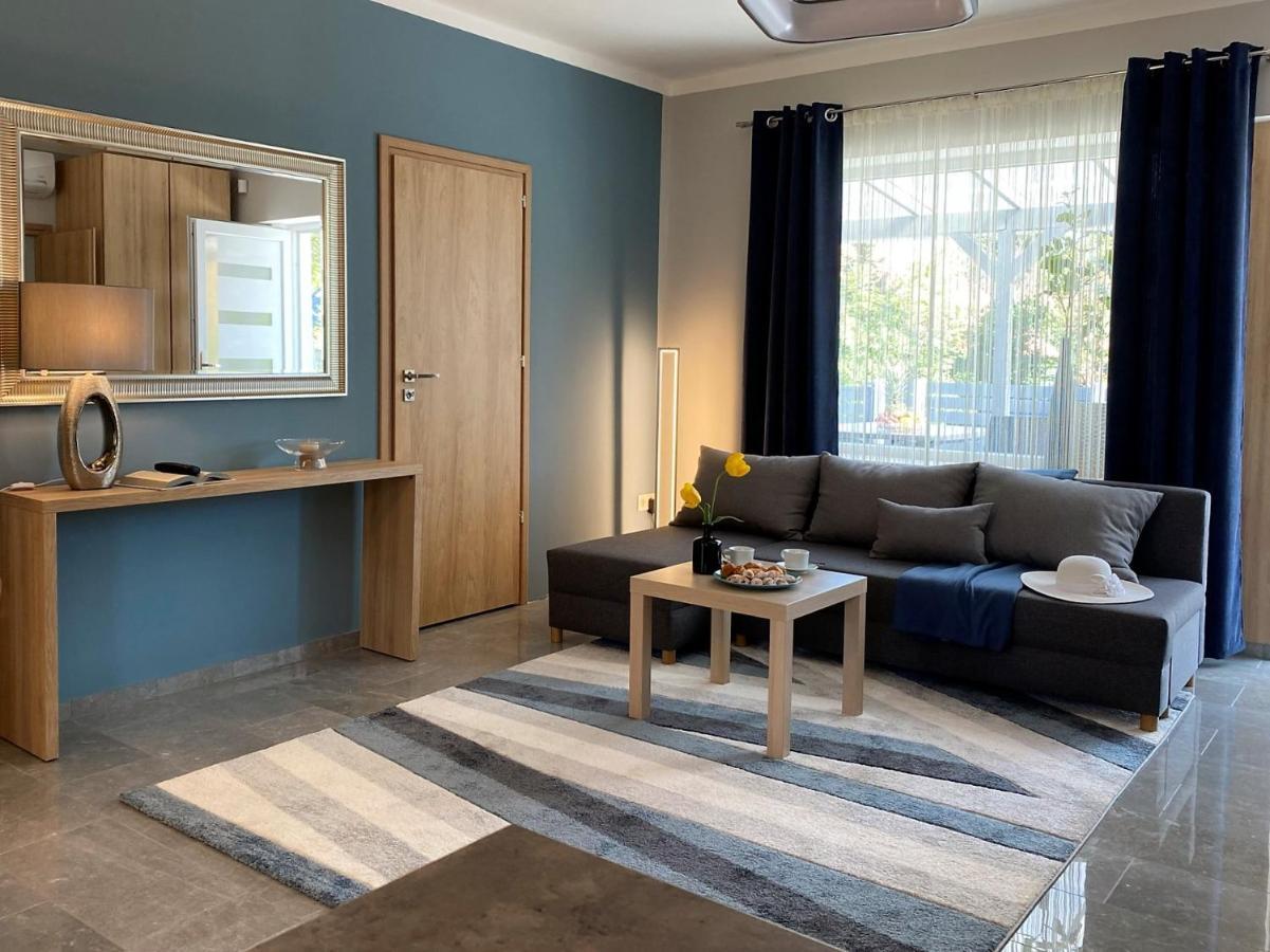 Otium Wellness Apartmanhaz Balatonakarattya Εξωτερικό φωτογραφία