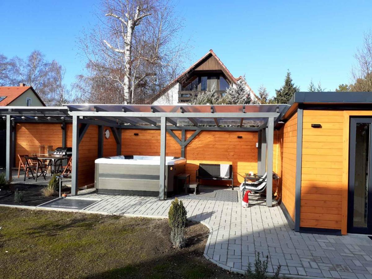 Otium Wellness Apartmanhaz Balatonakarattya Εξωτερικό φωτογραφία