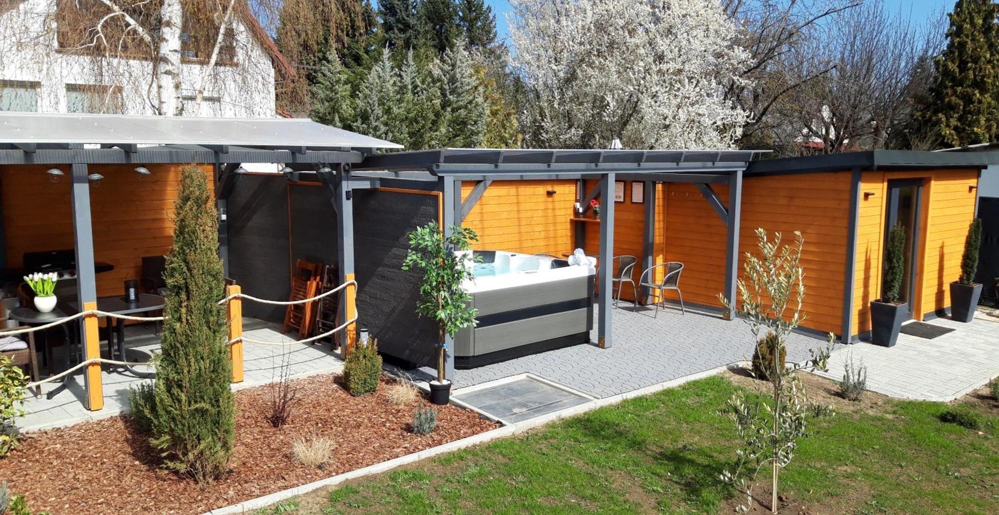 Otium Wellness Apartmanhaz Balatonakarattya Εξωτερικό φωτογραφία