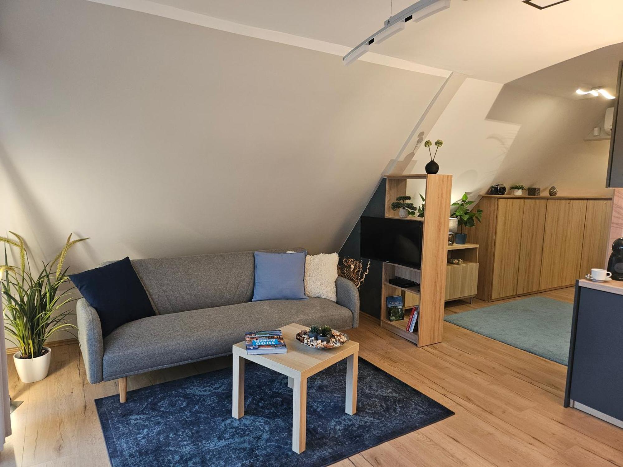 Otium Wellness Apartmanhaz Balatonakarattya Εξωτερικό φωτογραφία